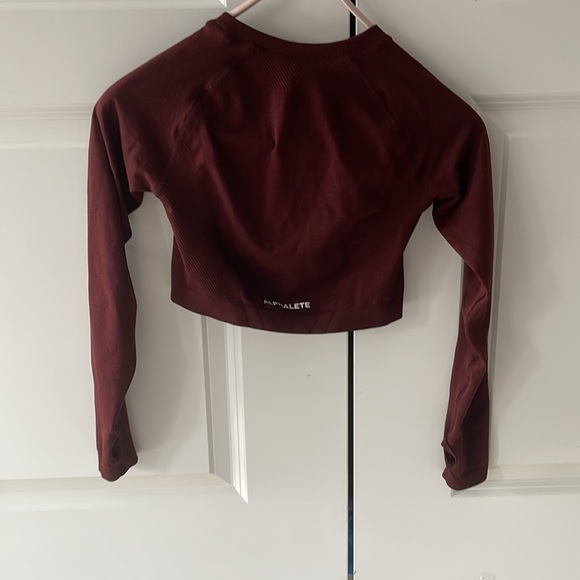 Alphalete STRATUS LONG SLEEVE CROP Sangria - Picture 4 of 7